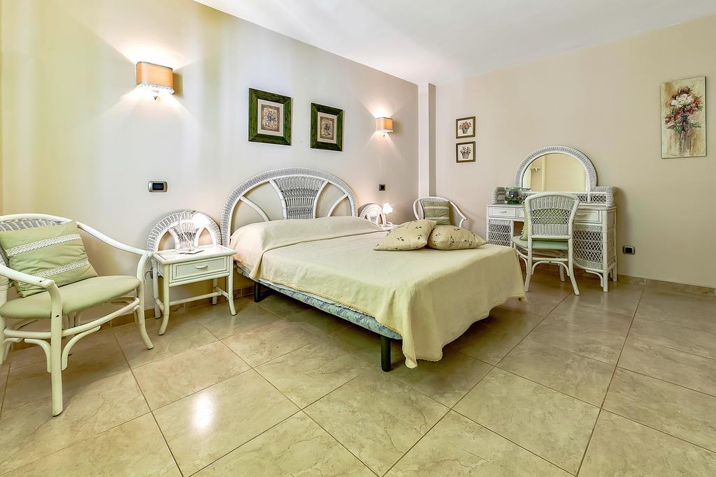 אדחה Apartment Sunset Harbour מראה חיצוני תמונה