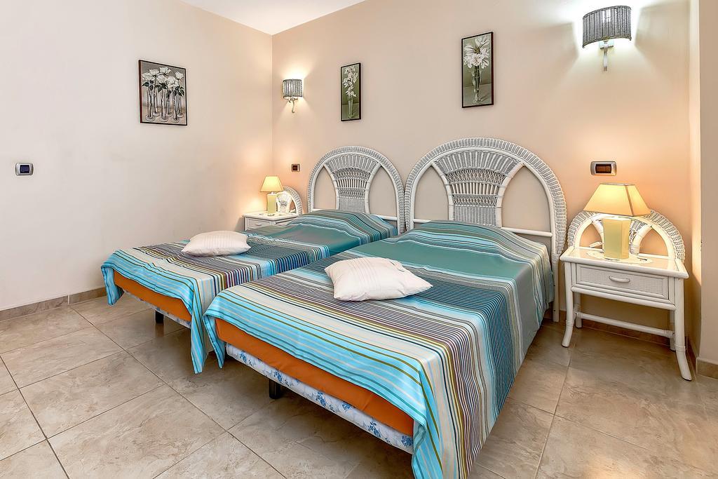 אדחה Apartment Sunset Harbour מראה חיצוני תמונה