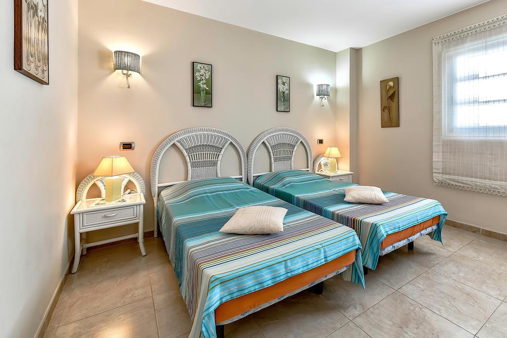 אדחה Apartment Sunset Harbour מראה חיצוני תמונה
